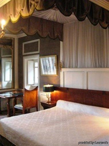 Hillion Hotel Chateau Du Val الغرفة الصورة